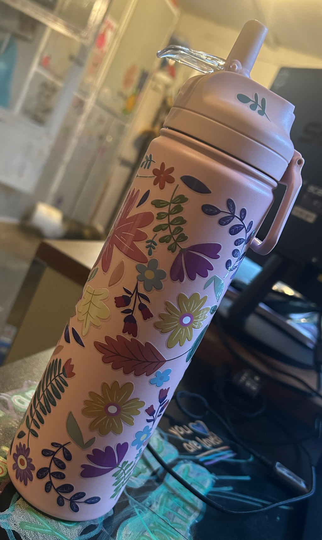 BLACK FRIDAY PINK FLOWER WATER BOTTLE